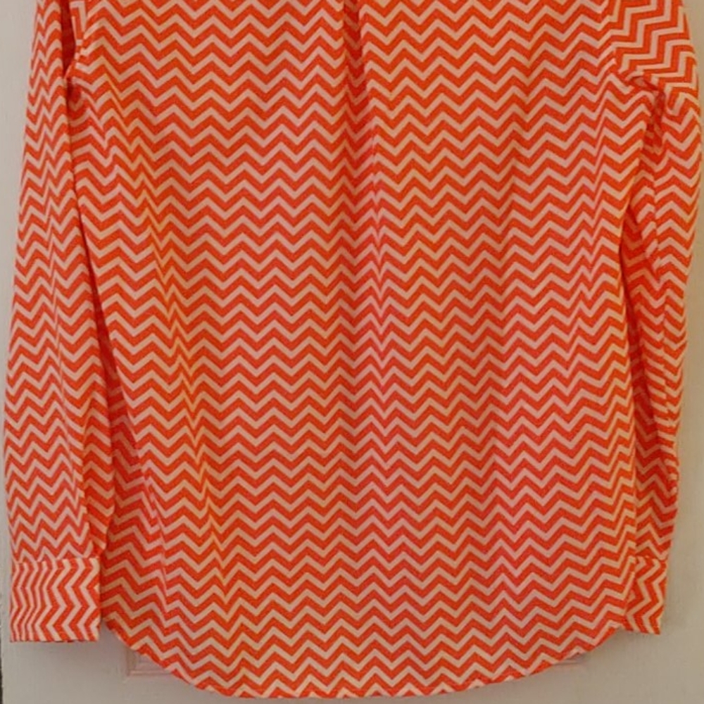 Bright Button-Up - Picture 5 of 5